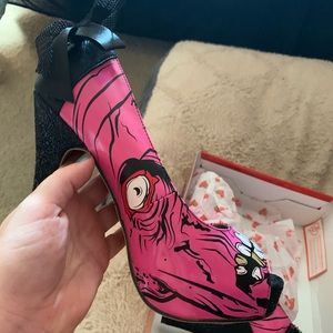Zombie heels